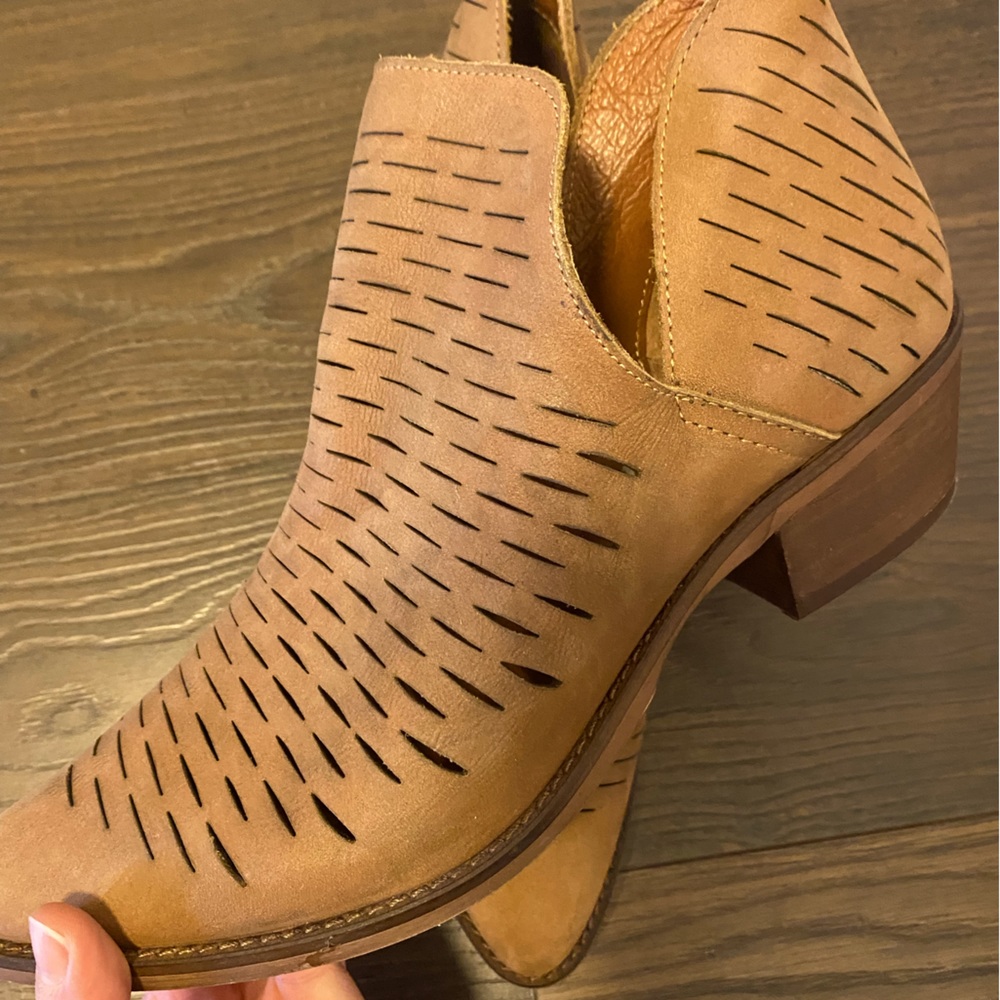 Steve Madden Leather Ankle Boots Size 10 Brown